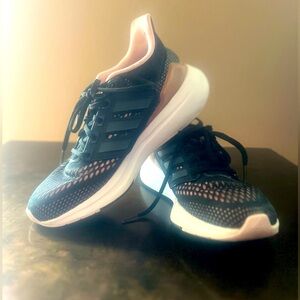 Adidas EQ21 Running Shoes Women’s Size 7.5